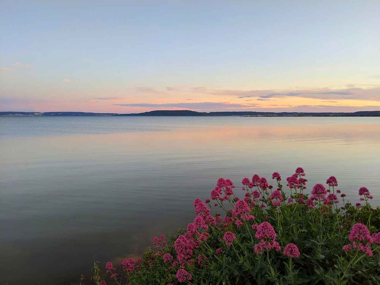 Enfes Bir Uyku İçin Nevresim Materyali Seçimi 8 8. Nevresimlerin Bakımı ve Temizliği