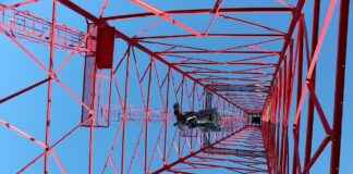 Renkli ve Desenli Nevresimlerle Yatak Odanıza Hareket Katın Renkli ve Desenli Nevresimlerle Yatak Odanıza Hareket Katın